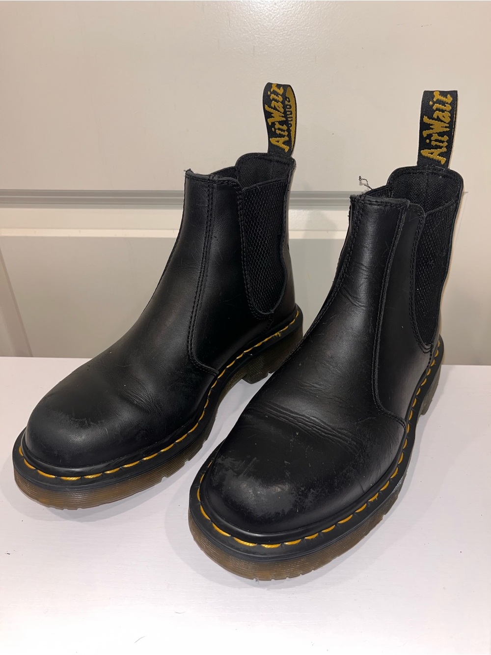 DR. MARTENS ASTM F2892-18 SLIP RESISTING CHELSEA BOOTS SOFT TOE SIZE 7 SLIP ON